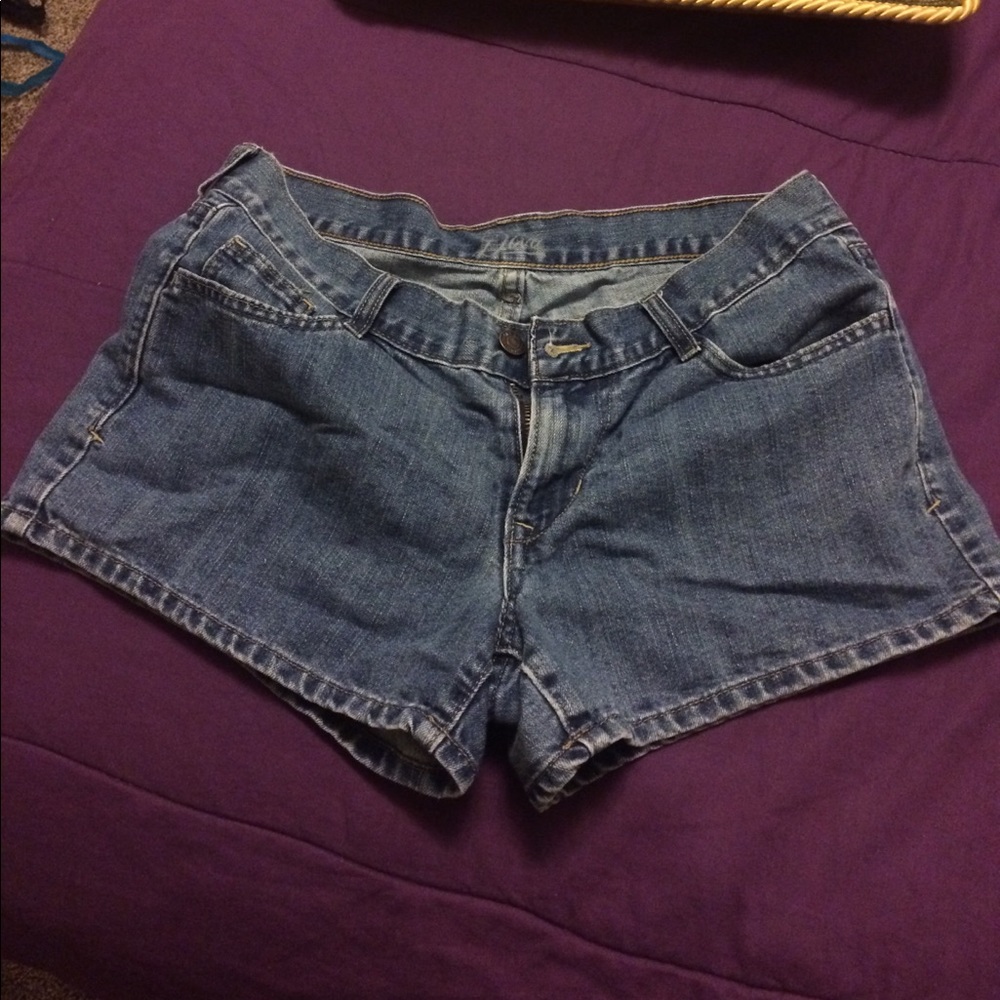 Old Navy shorts